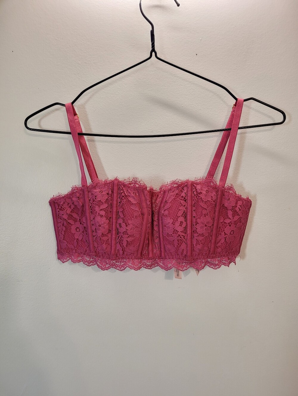 Victoria's Secret Dream Angels Lace Lightly Lined Bandeau Pink Bra - Size S